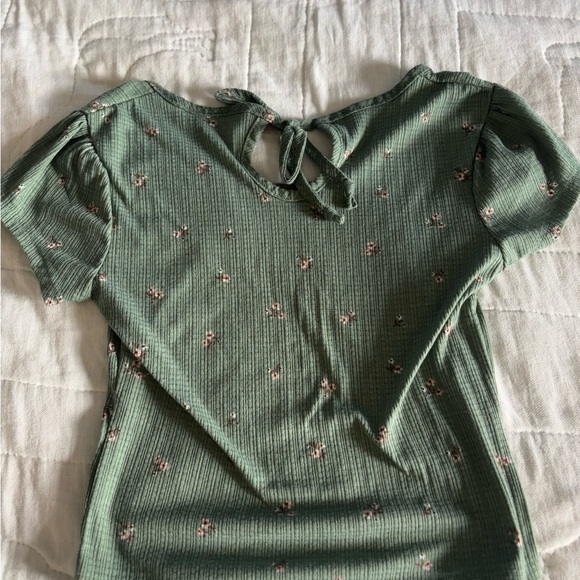 2 Juniors Tops Size Small. Brit & Bri, Colsie - Picture 6 of 11